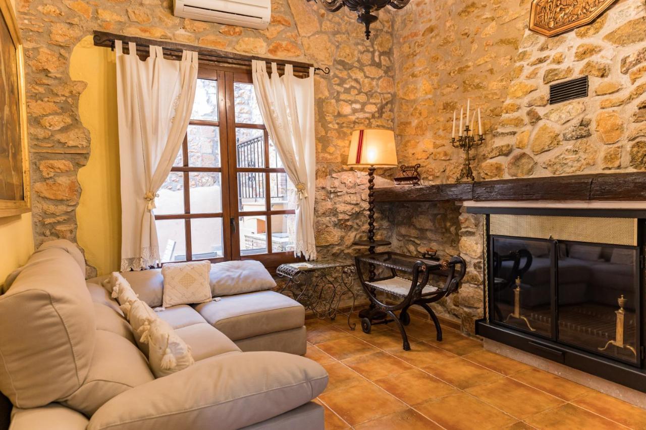 Casa Rural Dels Hospitalaris Traiguera エクステリア 写真